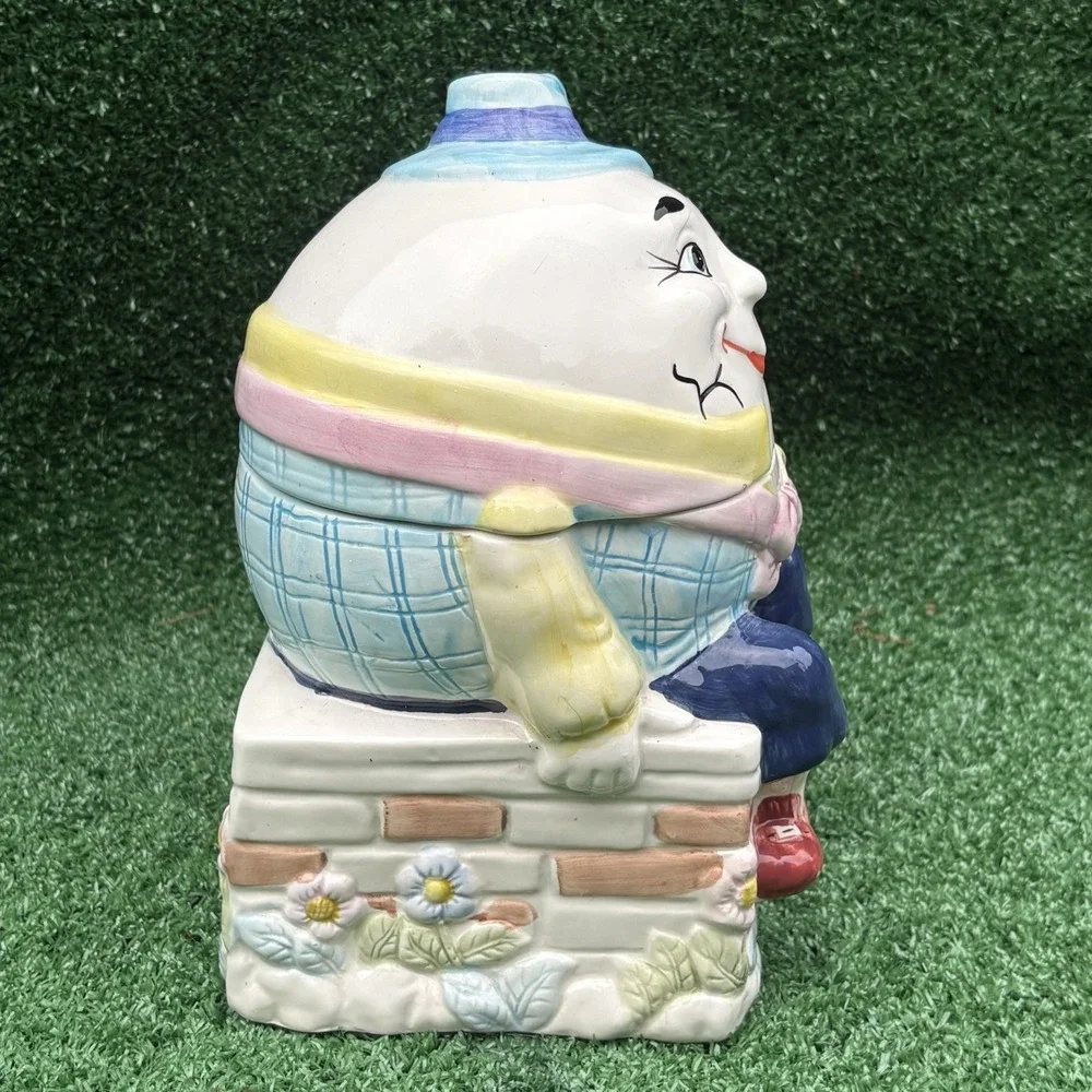 Vintage Bico China Humpty Dumpty Ceramic Cookie Jar Nursery Rhyme Wall